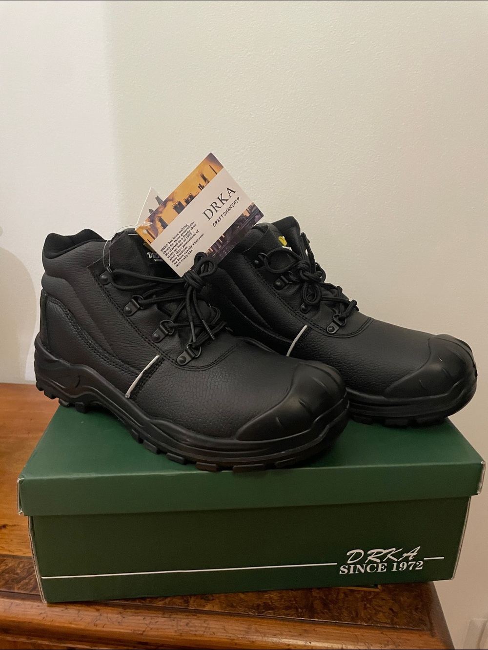 New! DRKA steel tip black boots men’s 10.5